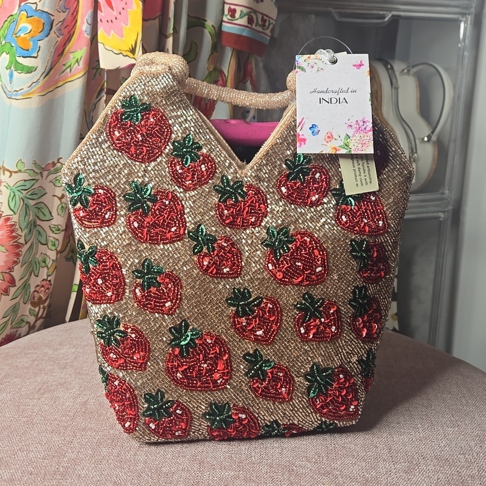 NWT Indian Beated Straberry Bag - Picture 2 of 7